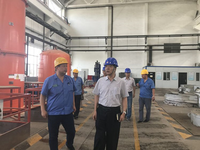 【经济运行部】集团任广斌一行到标准热处置惩罚、标准电梯、电器开关举行调研